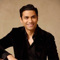 Kumesh Aroomoogan