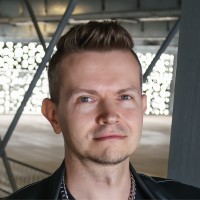 Dustin Lange